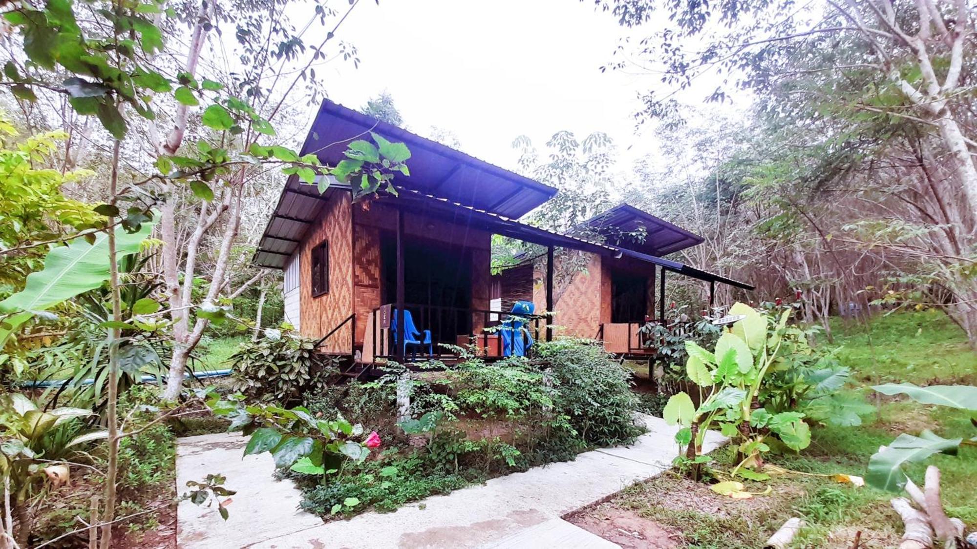 Koh Mook Bamboo Bungalows Exterior photo