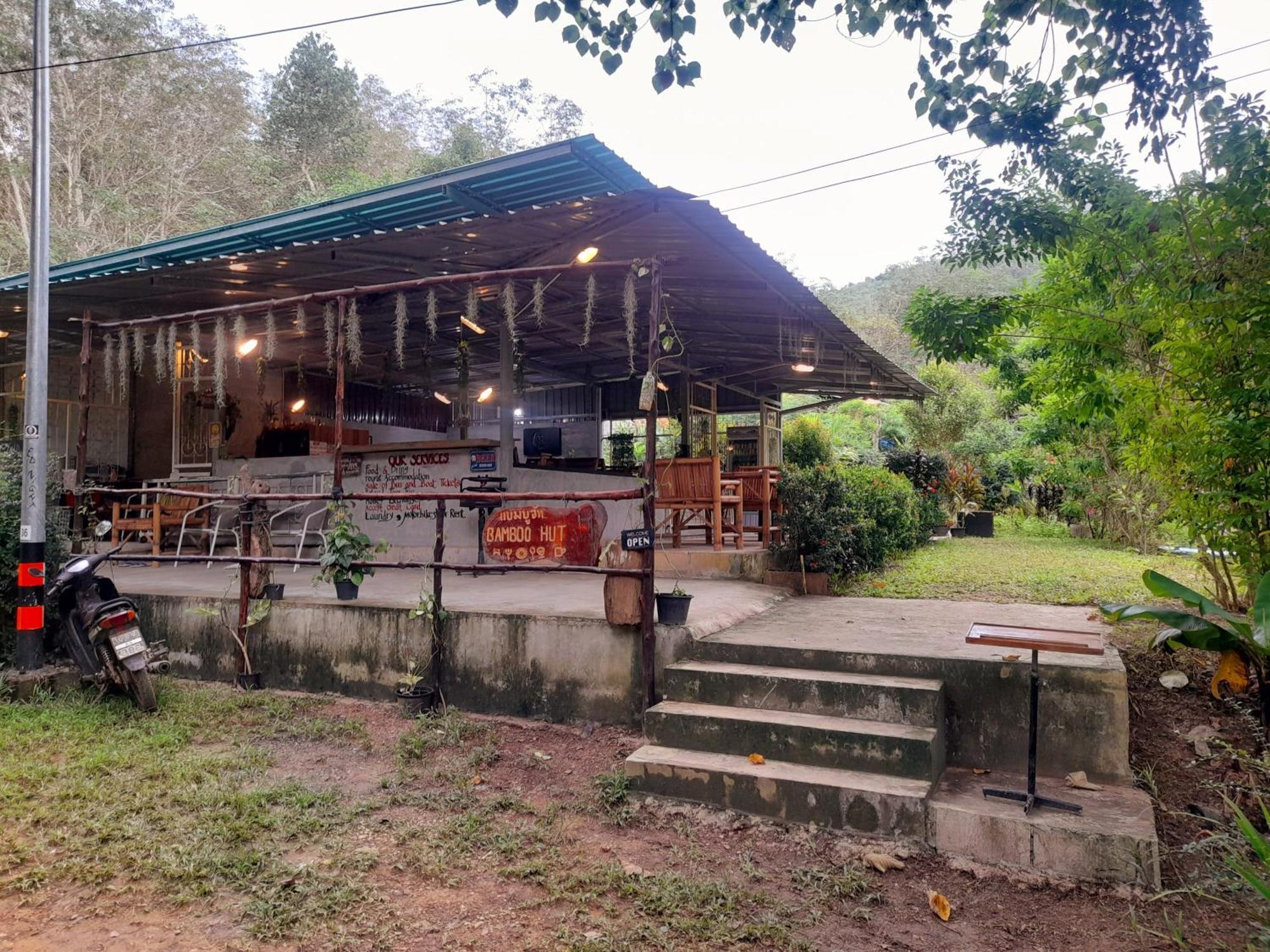 Koh Mook Bamboo Bungalows Exterior photo