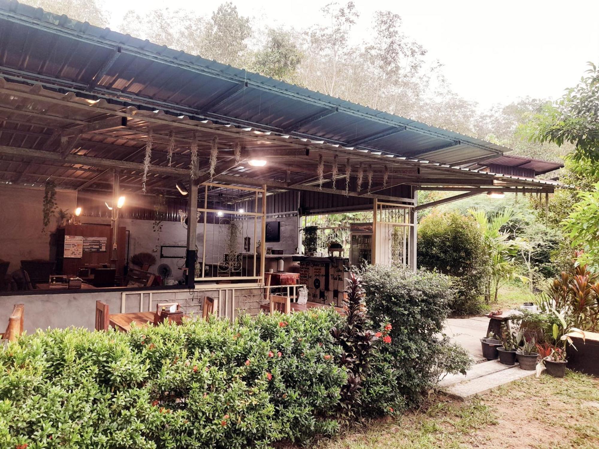 Koh Mook Bamboo Bungalows Exterior photo